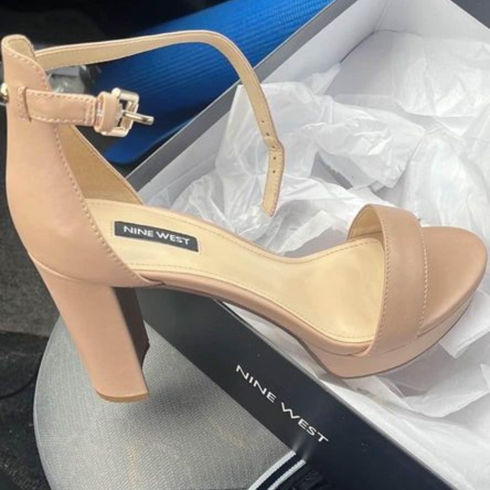 Nine West nude heels